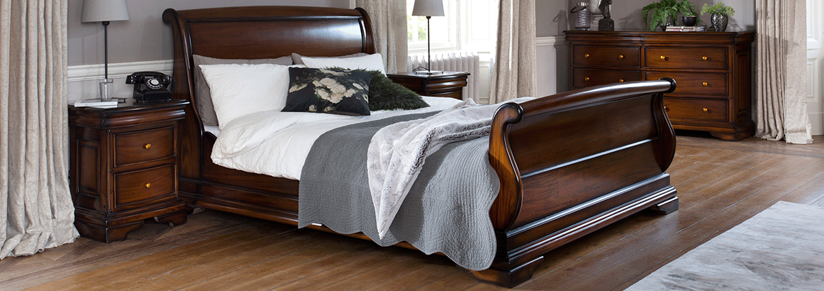 Baker shop sleigh bed